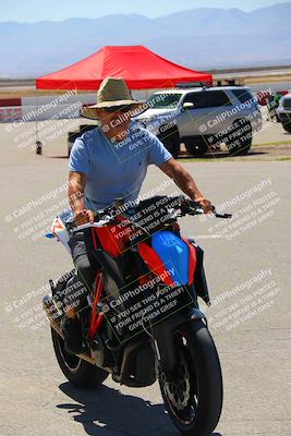 media/Mar-27-2022-Lets Ride (Sun) [[8affb282f8]]/Around the Pits/